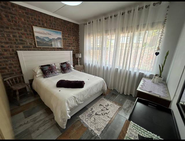 4 BEDROOM HOUSE FOR SALE IN WAVECREST